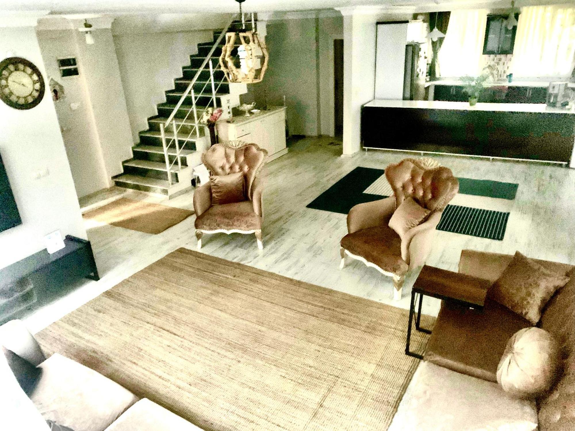 Ahmet Teacher Hotel, 5 Minutes From The Airport Arnavutkoy Exterior foto